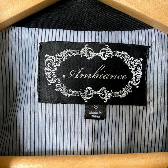 Classic Size Small Black Blazer/Suit Jacket by Ambiance - Picture 4 of 8